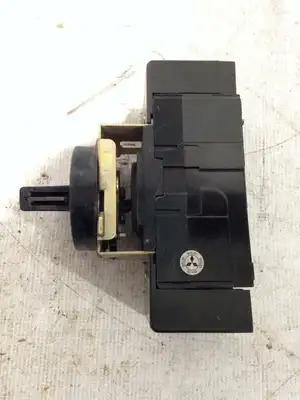 Mitsubishi NF30-SP 30 A Circuit Breaker Rotary Switch 3 Pole 600 VAC