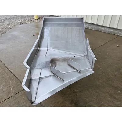 Used 46“ W X 93“ L X 6“ D Allen Fruit Co Vibrating Feeder Shaker Conveyor