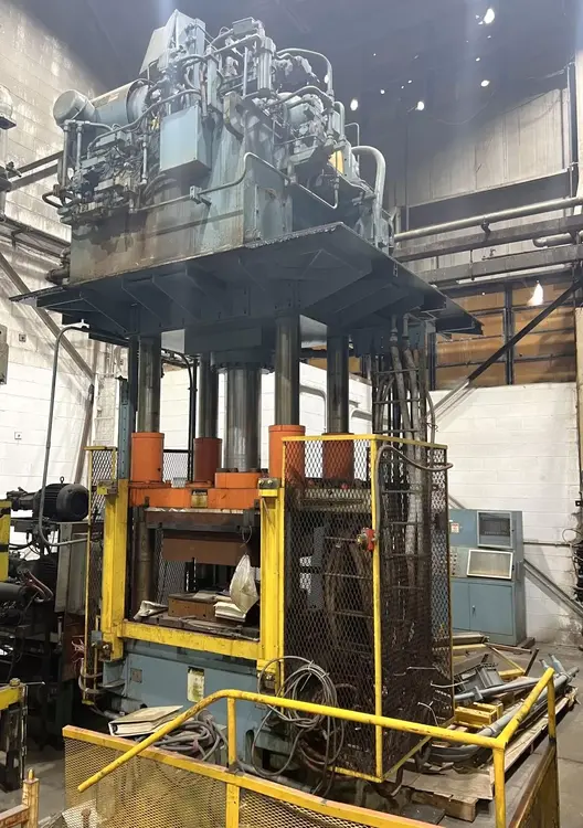 Used 1996 SCHULER SCHULER 4C 200T PRESS Hydraulic Presses | Alma Machinery #899300