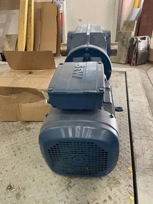 NEW Sew Eurodrive KT97AM213/215DRN132M4 Gear Drive / Speed Reducer 41.37:1 10HP