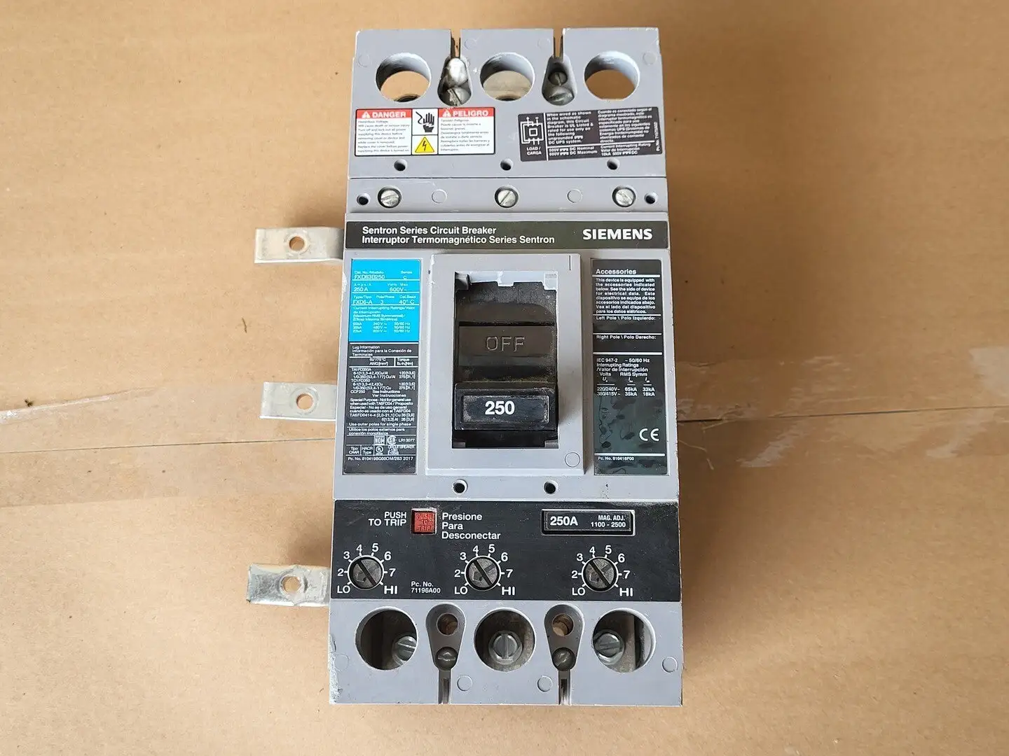 NEW 2017 SIEMENS FXD63B250