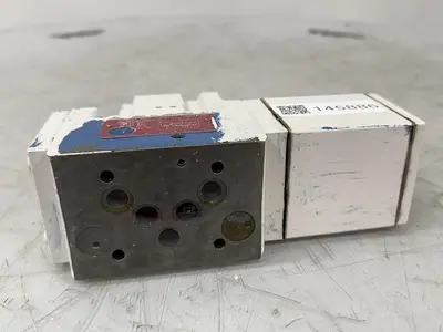 USED MOOG D661-5009