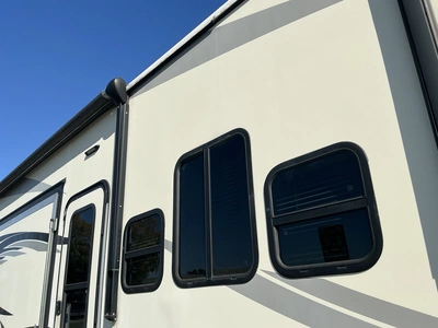 Used 2017 HEARTLAND ROAD WARRIOR Campers, Caravans, Motorhomes Michigan US | Miedema Asset Management Group #1579168