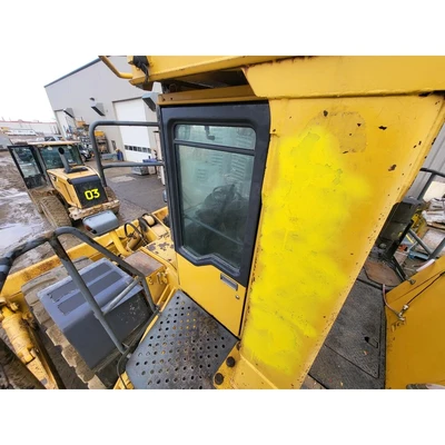 USED KOMATSU WD600-3