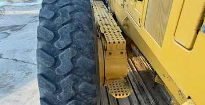 USED 2016 CATERPILLAR 140M3