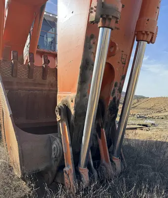 Used 1999 HITACHI EX1800-3 Excavators Oklahoma US | Proxy Equipment #1381934