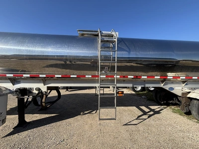 Used 2017 WALKER MILK TANKER TRAILER Tanker Trailers Michigan US | Miedema Asset Management Group #1709424