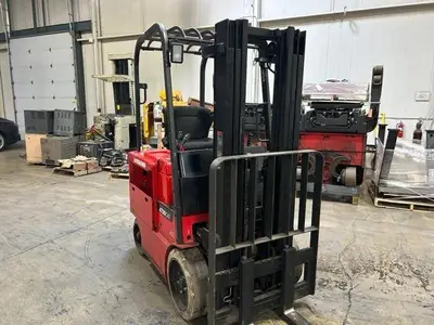 Used 2014 RAYMOND 4700C40TT 4-Wheel Sit down Electric Counterbalance Forklifts Illinois US | Somerset Equipment Sales #1546243