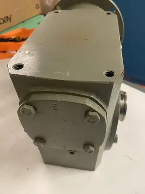 New | in-Stock STERLING 2262HQ10055121 Speed Reducers | Surplus Asset Holdings #1204287