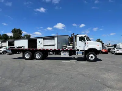 Used 2007 INTERNATIONAL 5600 Flatbed Trucks Washington US | Puget Sound Truck Sales #1546522