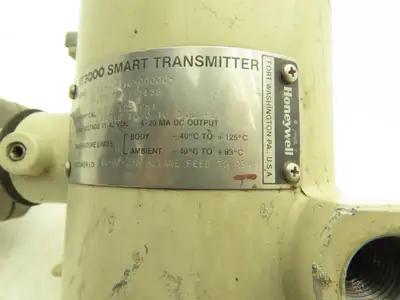 Honeywell ST3000 Smart Pressure Transmitter Sensor 11-42VDC 0-125PSI 1/2"NPT