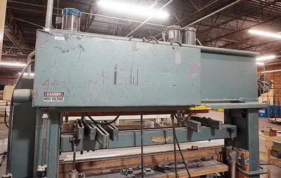 USED CEMCO MULTIPLE-SPINDLE VERTICAL BORING MACHINE