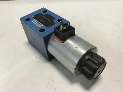 USED MANNESMANN REXROTH 4WE10EA33/CG24N9K4