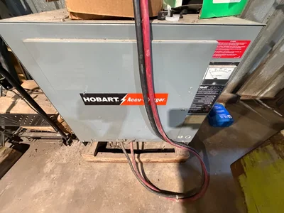 Used _UNKNOWN_ _UNKNOWN_ 3-Wheel Sit down Electric Counterbalance Forklifts Georgia US | Auction Management Corporation #1708780