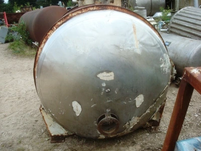 2,720L S/S Horizontal Enclosed Tank