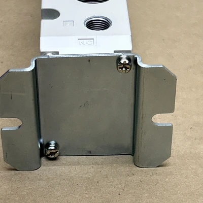 NEW SMC VP542R-5DZ1-03A-F
