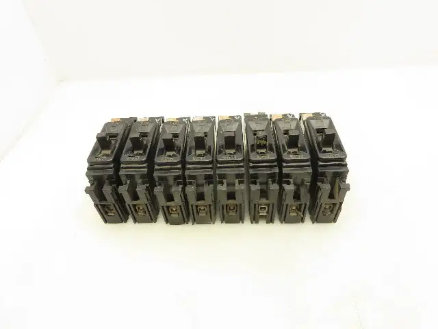 Used FEDERAL PACIFIC _UNKNOWN_ Circuit Breakers | Arrow Industrial #559309