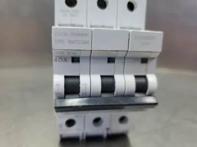 Cutler-Hammer WMTD3040 40A 240VAC Circuit Breaker. 4G