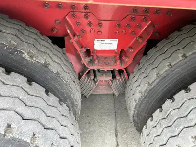 USED 2011 AUTOCAR XPEDITOR
