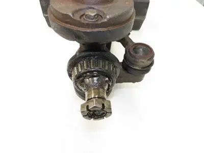 Hyster E50XM-33 Electric Forklift Rear Axle Dual Hydraulic Steering Assembly