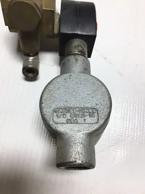 ASCO EF8344G070 RedHat Solenoid Valve 1/4″NPT 10.1Watts Encl Type 3,3S,4,4X6,6P