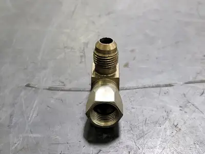 1/2" Male x 1/4" Female Threaded Run Tee Brass (Bag of 14)