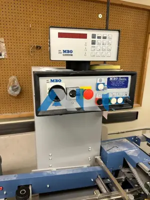 2006 MBO B21 continuous feed Folder