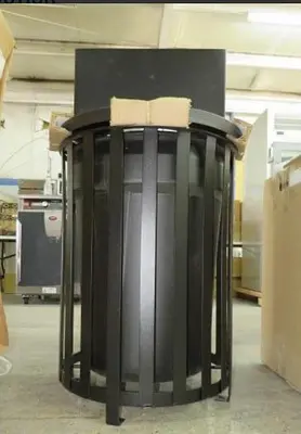 New* Outdoor Heavy Duty 36-Gal Trash Receptacle w/ Tray Top Rain Hood and Insert
