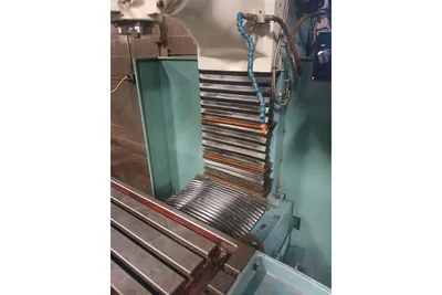 Used _UNKNOWN_ _UNKNOWN_ Bed Type Mills Ohio US | Thompson Auctioneers #1547204