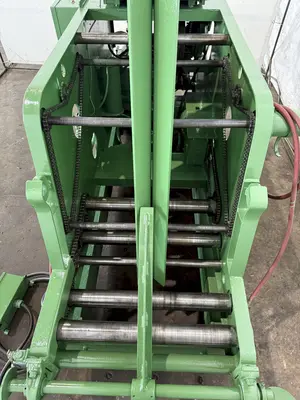 8,000 LB X 18" X .250" REGAL COIL CRADLE & STRAIGHTENER. STOCK #1226924