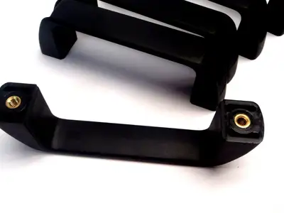 USED GAMM PULL HANDLE BOTTOM THREADED