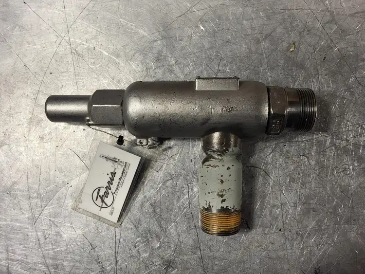 Used 2009 FARRIS 27CA33-S20/S4 Valves/Fittings British Columbia CA | Lenmark #256753