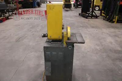 Used KALAMAZOO INDUSTRIES _UNKNOWN_ Belt Grinders Including Sanders Michigan US | Vander Ziel Machinery Sales #1262380