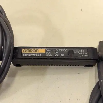 USED OMRON EE-SPW321