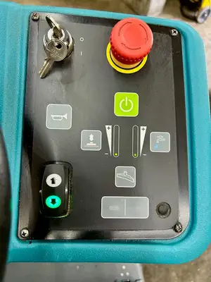 Tennant T7 AMR Robotic Floor Scrubber Fully Refurbished Tested and Working