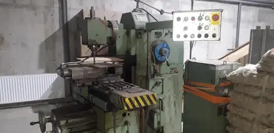 Used TOS FGV 32 Vertical Mills CZ | Amaron s.r.o. #1056757