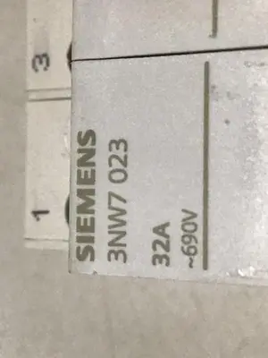USED SIEMENS 3NW7023