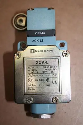 USED TELEMECANIQUE ZCK-L8 XCK-L