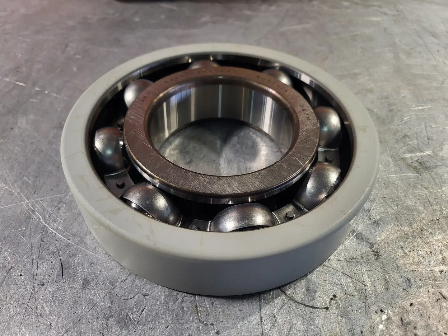 NEW SKF 6230/C3VL0241