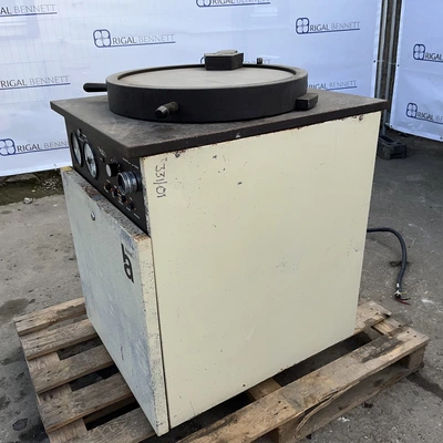 130L Astell Vertical Autoclave 6Kw