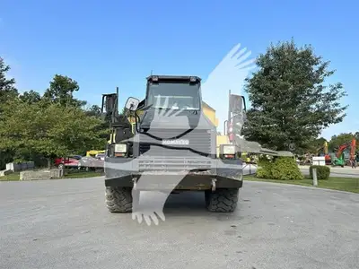 USED 2008 KOMATSU HM400-2