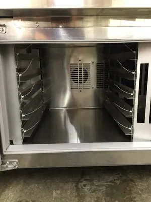 167-0268 Traulsen TD078HT1 Self Contained Seafood Service Cooler Case w/ Casters