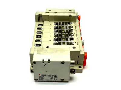 SS5V2-W10S0D-08B-N3 | SMC  Plug-In Pneumatic Manifold - Used