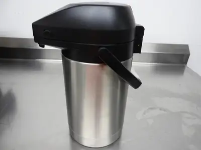 Used Bunn Used Bunn 2.5 Liter Stainless Steel Lined Lever Action Coffee Airpot 32125.0000 Beverage Dispensers Illinois US | Falcon Restaurant Supply #1376515