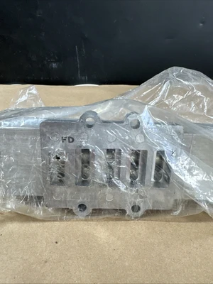 NEW Azbil 524-000-3004
