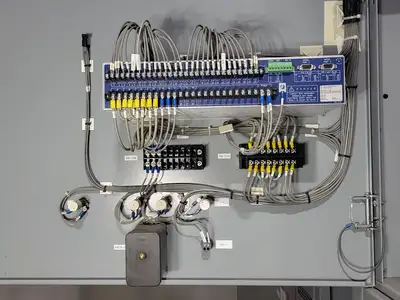 25kV 1200A 3ph Switchgear Unit w/ (2) Power Vac Breaker VB1 27.0-16-0