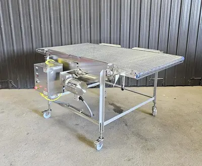 Used Belt Conveyor, 39’’ Wide X 70’’ Long, With Spray Bar Applicator