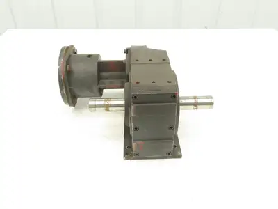 FG220S01 Gearbox Reducer 9.864 Ratio Dual Output Shaft IEC 63 Motor Adapter
