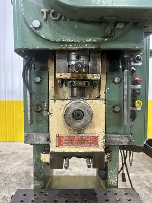 22 TON CLEARING MODEL #22 P640 TORQ PAC OBI STAMPING PRESS, 2" STROKE: STOCK 19382