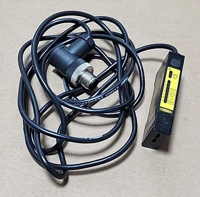 NEW Banner D12EN6FP